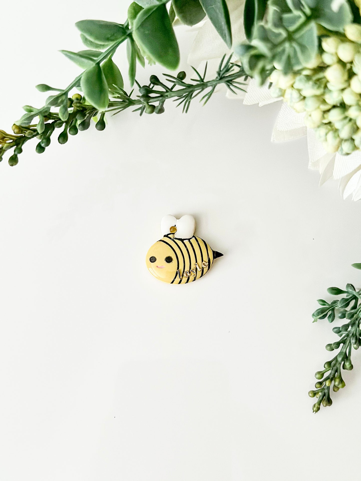 bee | pet id tag