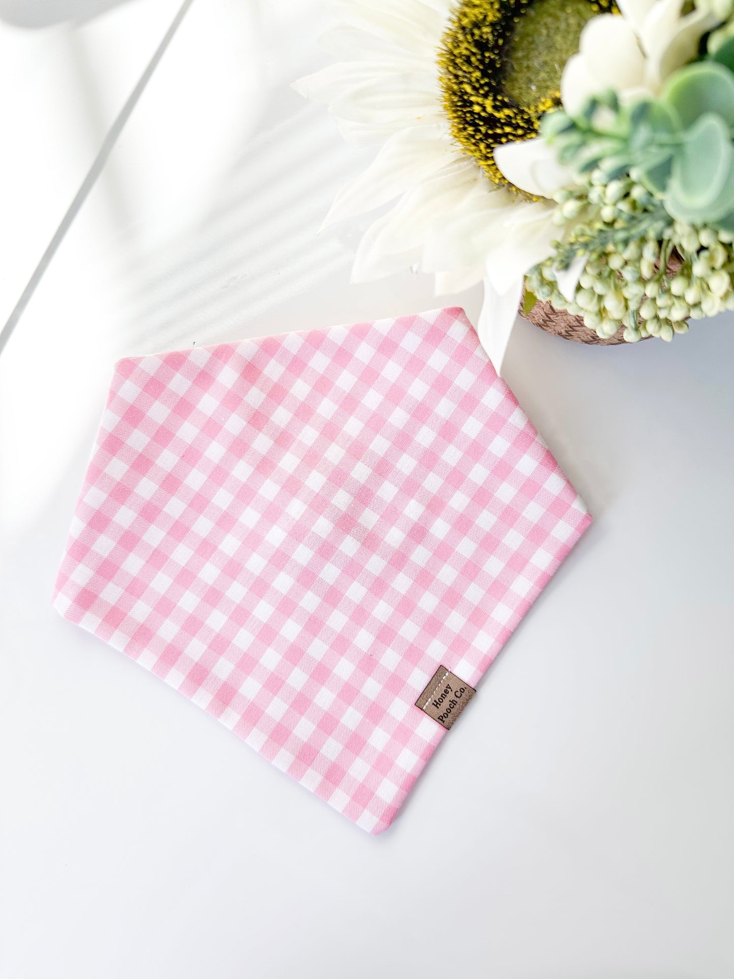 pink picnic gingham| pet bandanna