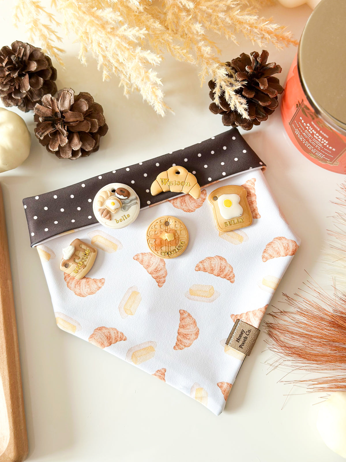 croissant cafe | pet bandana