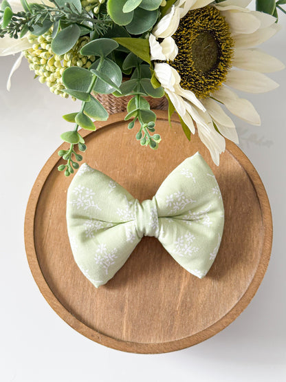 sage meadow classic dog bow
