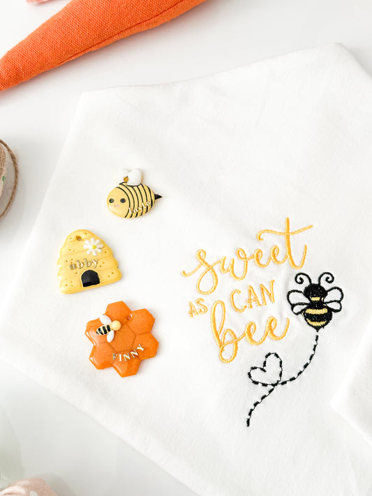"sweet as can bee" | pet bandanna