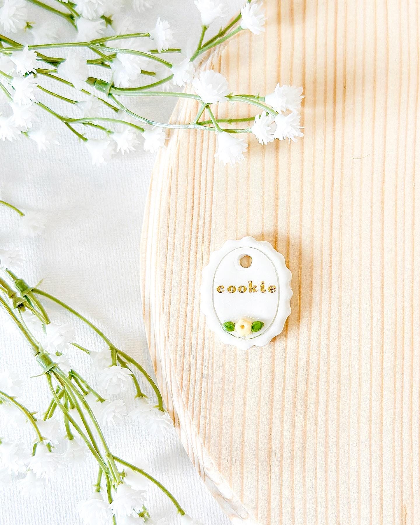 minimal flower | pet id tag